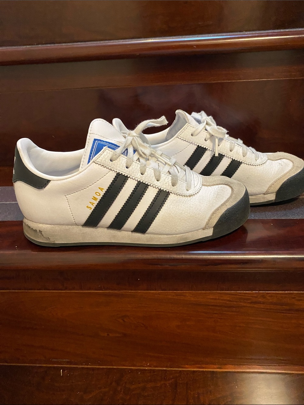 Big kids size 5 Adidas Samoa White with Black Stripes Sneakers